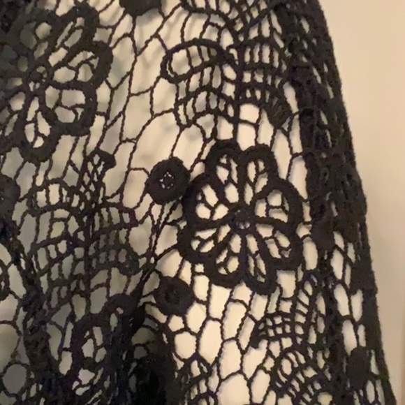 ❤️ 4 /$25 SALE! Pam & Gela Black Lace Sweatshirt Sz Petite XS Open Back Sweater - Picture 5 of 10